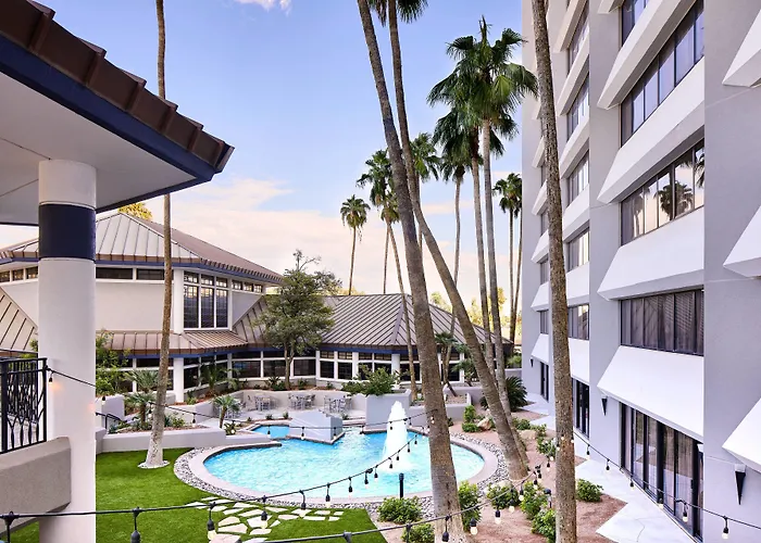 Hotel Delta By Marriott Phoenix 3*